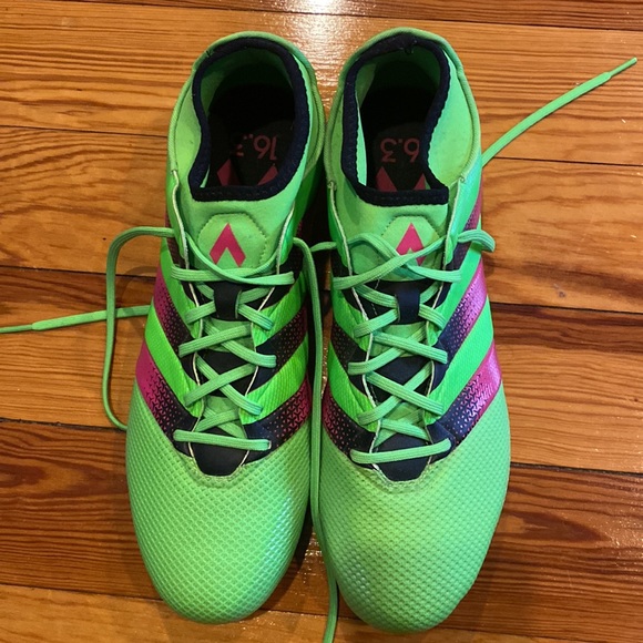 COPY - Adidas soccer cleats size 12 - Picture 3 of 4